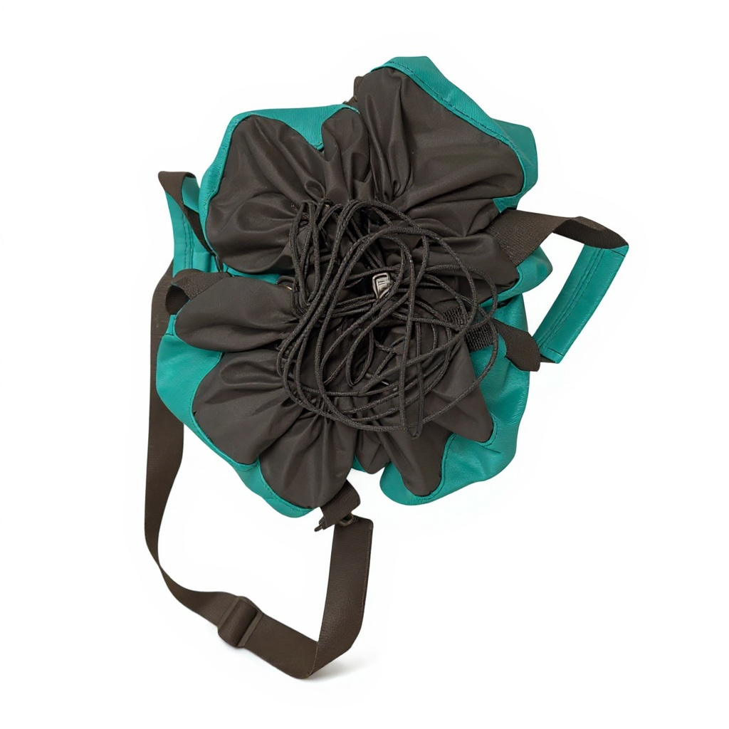 Lagoon Wetsuit Changing Mat & Bag